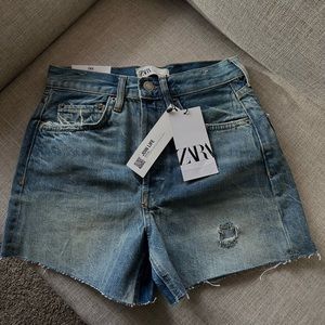 Zara short